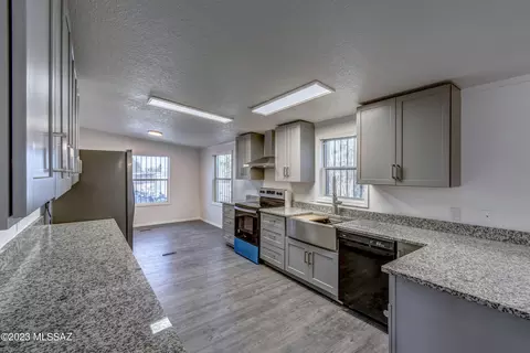 449 E 34th St, Tucson, AZ 85713 photo 7