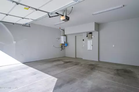 809 E Park Modern Dr, Tucson, AZ 85719 photo 21
