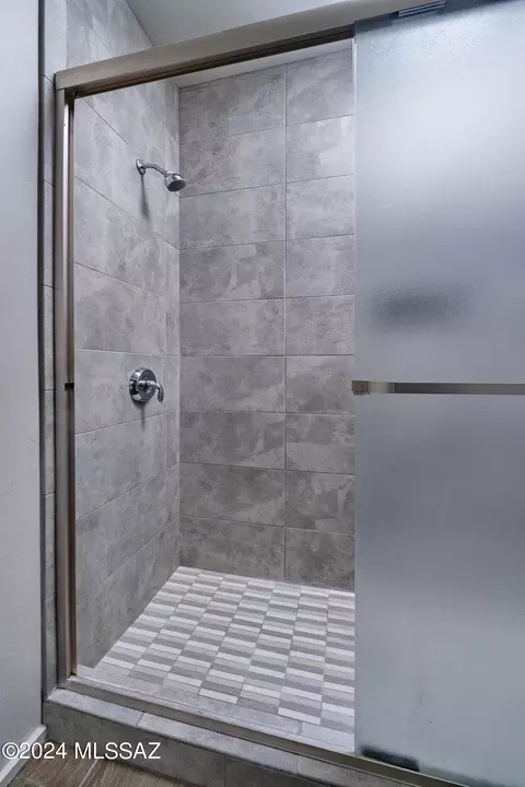 809 E Park Modern Dr, Tucson, AZ 85719 photo 14