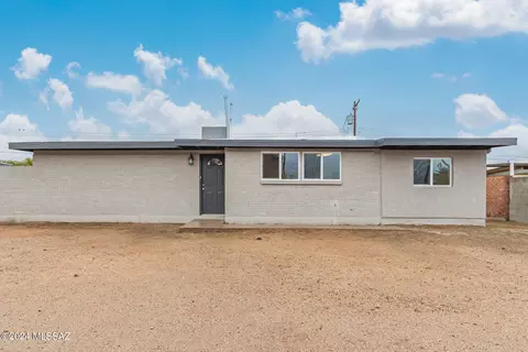 1210 E Tennessee St, Tucson, AZ 85714