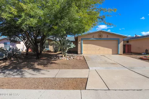 7881 S Tarbela Ave, Tucson, AZ 85747