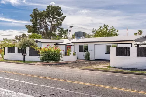 1601 N Rosemont Blvd, Tucson, AZ 85712