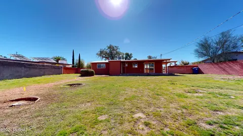 Exterior - 8331 E Cooper Pl, Tucson, AZ 85710 photo 2 of 3