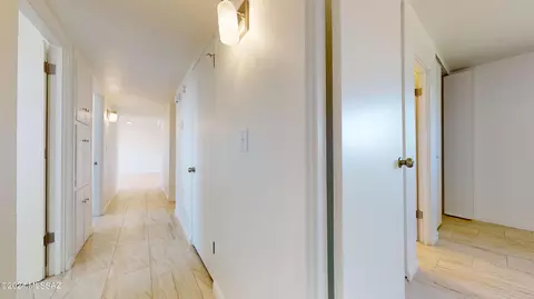 Entry Way - 8331 E Cooper Pl, Tucson, AZ 85710 photo 2 of 2