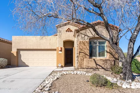5573 N Quiet Dream Ave, Tucson, AZ 85741