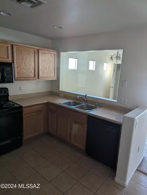 5998 S Cedar Elm Ln, Tucson, AZ 85747 photo 5