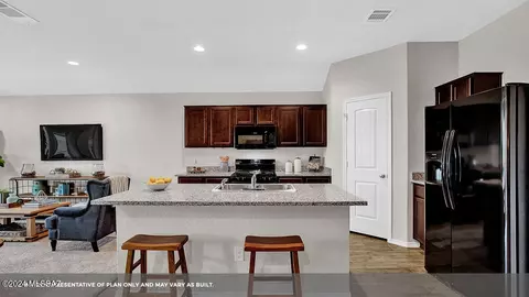 Kitchen - 14072 E Crotalus Way, Vail, AZ 85641 photo 5 of 7