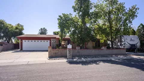 3177 W Capistrano Rd, Tucson, AZ 85746