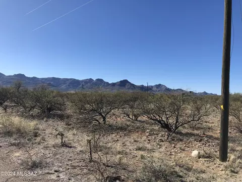 66 Galia Corte, Rio Rico, AZ 85648