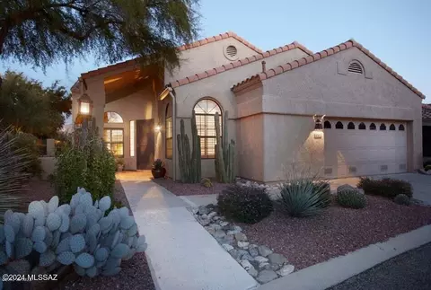 5938 N Golden Eagle Dr, Tucson, AZ 85750