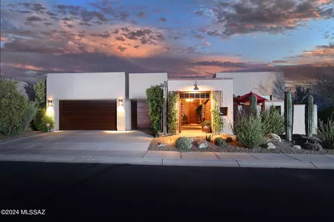 12530 N Fallen Shadows Dr NW, Marana, AZ 85658