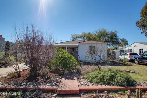 3028 E Drachman St, Tucson, AZ 85716