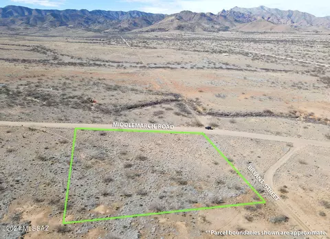 2 S Acres S Middlemarch Rd, Pearce, AZ 85625