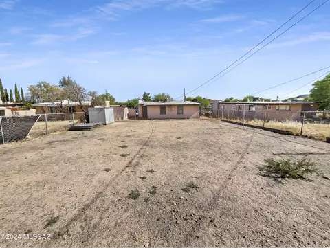 Exterior - 527 E Waverly St, Tucson, AZ 85705 photo 2 of 4