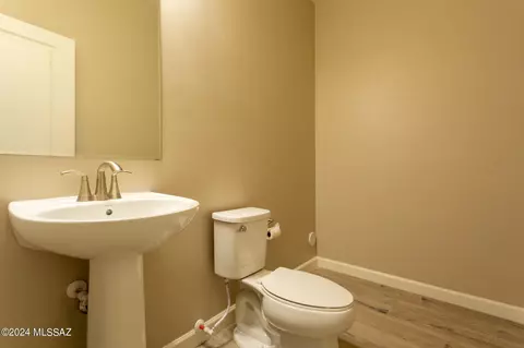Bath - 13862 E Silver Pine Trl, Vail, AZ 85641 photo 1 of 7