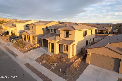 Exterior - 13862 E Silver Pine Trl, Vail, AZ 85641 photo 9 of 10