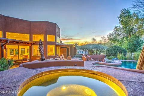 Exterior - 4565 E Coronado Dr, Tucson, AZ 85718 photo 14 of 16