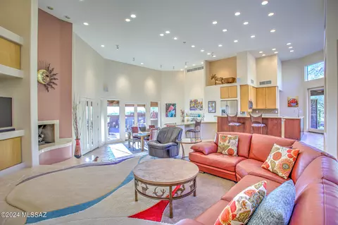 Living - 4565 E Coronado Dr, Tucson, AZ 85718 photo 2 of 4