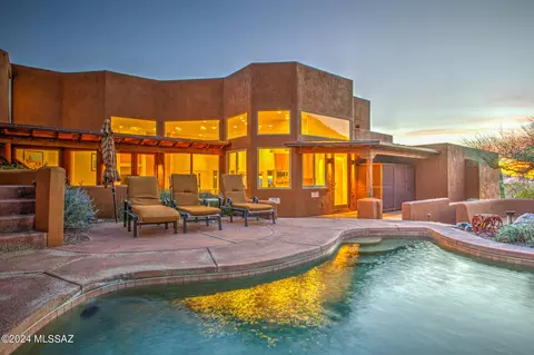 Exterior - 4565 E Coronado Dr, Tucson, AZ 85718 photo 13 of 16