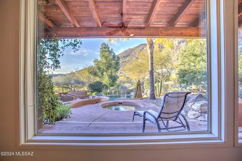 Exterior - 4565 E Coronado Dr, Tucson, AZ 85718 photo 5 of 16
