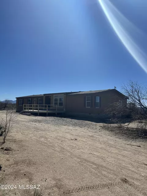 12953 S Twin Star Dr, Vail, AZ 85641