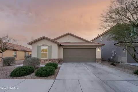 11609 W Oilseed Dr, Marana, AZ 85653