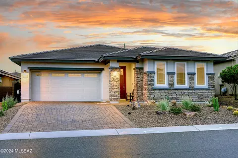 7728 W Buckeye Path, Marana, AZ 85658