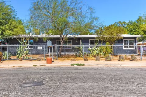 5657 E 26th St, Tucson, AZ 85711