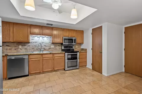 7619 E Pearson St, Tucson, AZ 85715 photo 9