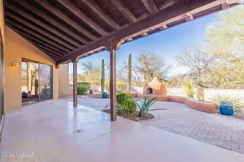 Exterior - 4955 E Parade Ground Loop, Tucson, AZ 85712 photo 5 of 11