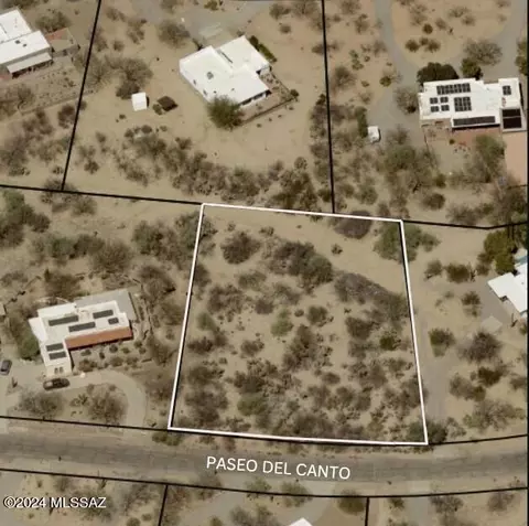 666 Paseo Del Canto, Green Valley, AZ 85622