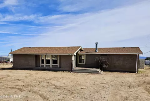 7981 S Vato Ln, Hereford, AZ 85615