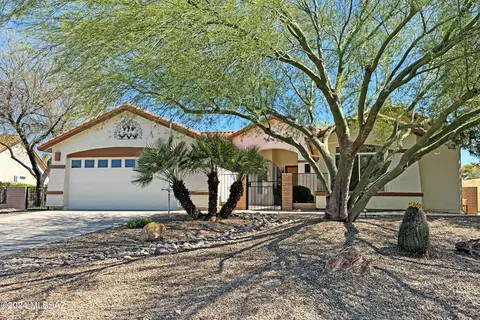 2588 E Dome Ct, Green Valley, AZ 85614