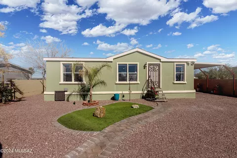 789 W Lightstar Cir, Tucson, AZ 85756
