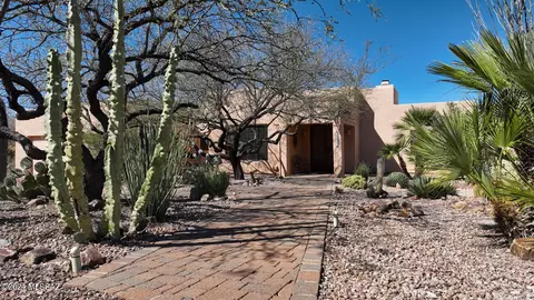 8944 S Placita Gama, Vail, AZ 85641