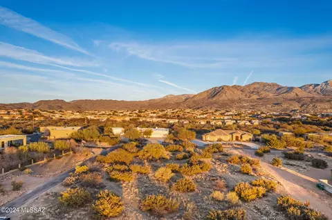 00 E Via El Milagro, Tucson, AZ 85739