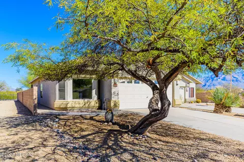 2404 W Tyler River Dr, Tucson, AZ 85705