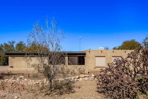 1936 W Zarragoza Dr, Tucson, AZ 85704
