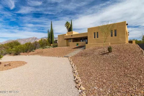 4210 N Swan Rd, Tucson, AZ 85718