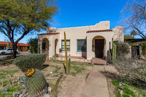 Exterior - 2103 E 8th St, Tucson, AZ 85719 photo 3 of 12