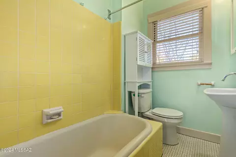 Bath - 2103 E 8th St, Tucson, AZ 85719 photo 1 of 2
