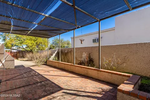 Exterior - 2103 E 8th St, Tucson, AZ 85719 photo 6 of 12