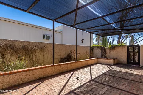 Exterior - 2103 E 8th St, Tucson, AZ 85719 photo 7 of 12