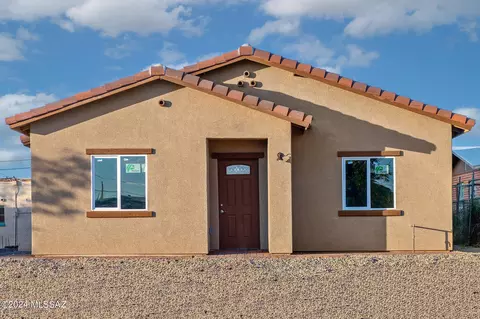 2950 W Palmyra St, Tucson, AZ 85705