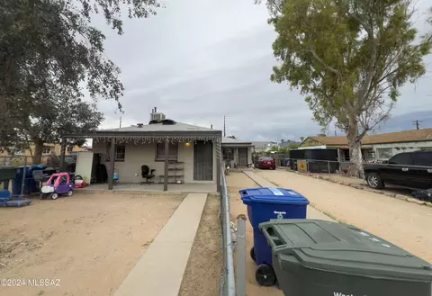2523 E Cameron Vis, Tucson, AZ 85713 photo 2