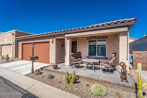 1186 W Calle De Sotelo, Sahuarita, AZ 85629