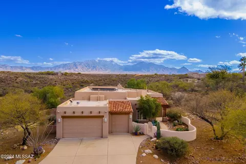 1973 S Rolling Rock Pl, Green Valley, AZ 85614