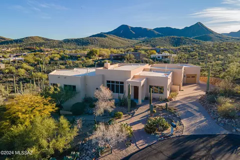 3733 Flame Flower Ct, Tucson, AZ 85745