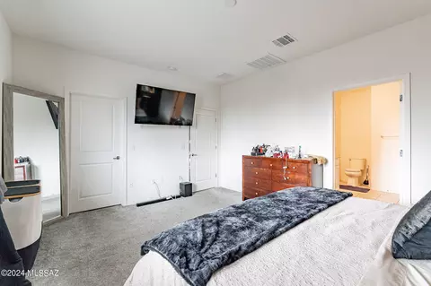 Bedroom - 8744 E Stone Meadow Cir, Tucson, AZ 85730 photo 8 of 9