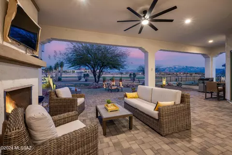 32267 S Cattle Trl, Oracle, AZ 85623